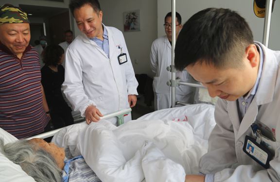 六院百岁老人.JPG