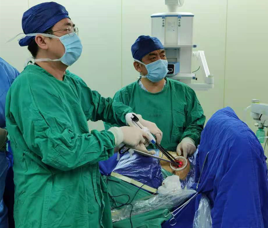 2064247128.jpg 2064247128.jpg