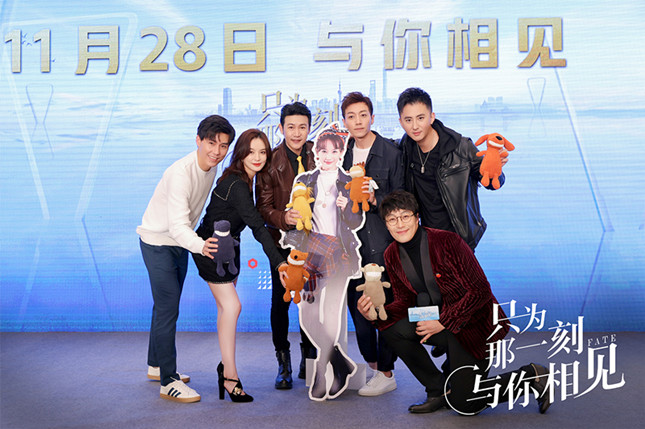 演员合影现场图_副本.jpg