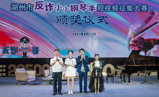 内 f6e84b44107efea_副本.jpg 内 f6e84b44107efea_副本.jpg