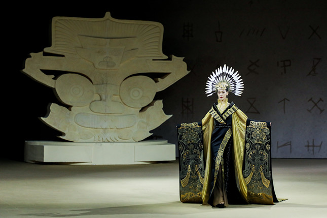 内 b697ea0785c31f8_副本.jpg