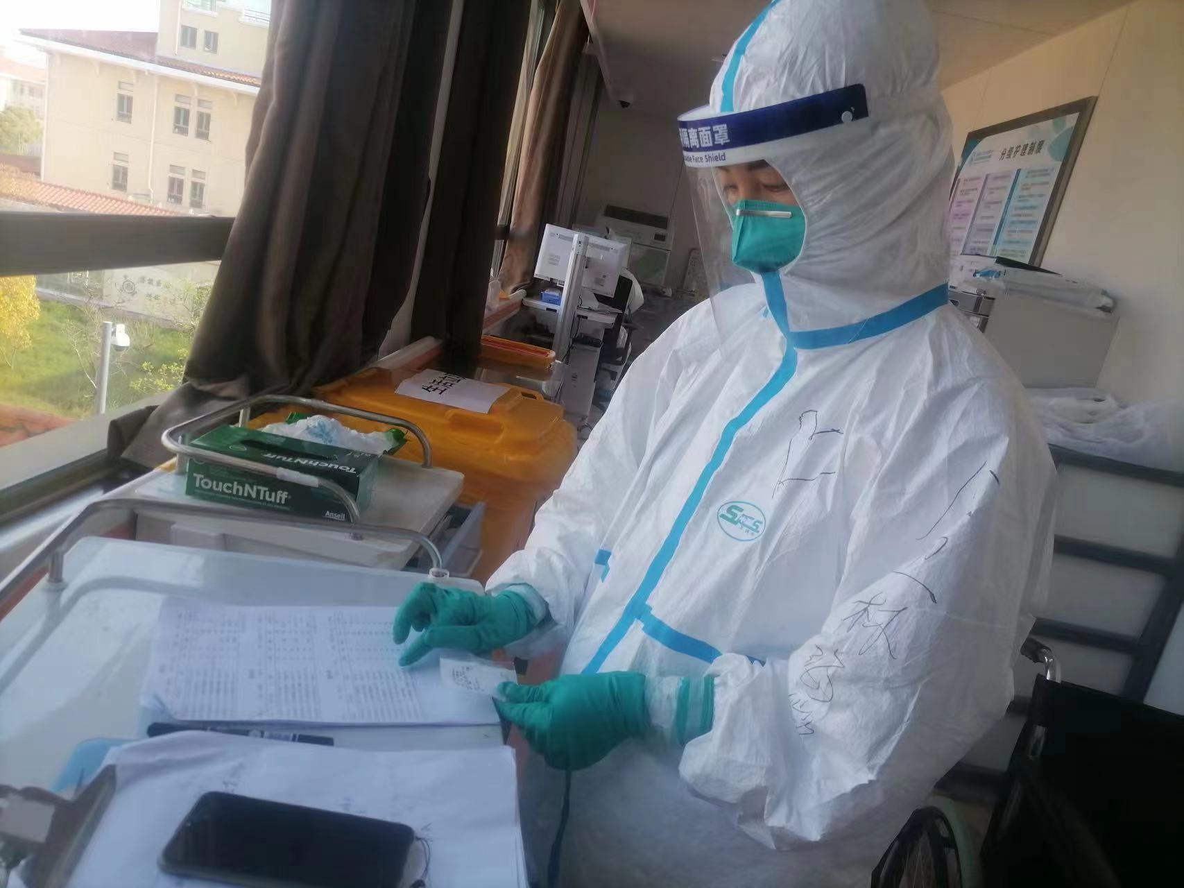 11104243t44e.jpg 11104243t44e.jpg