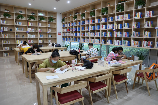 内 823099af6fc5f6031_副本.jpg